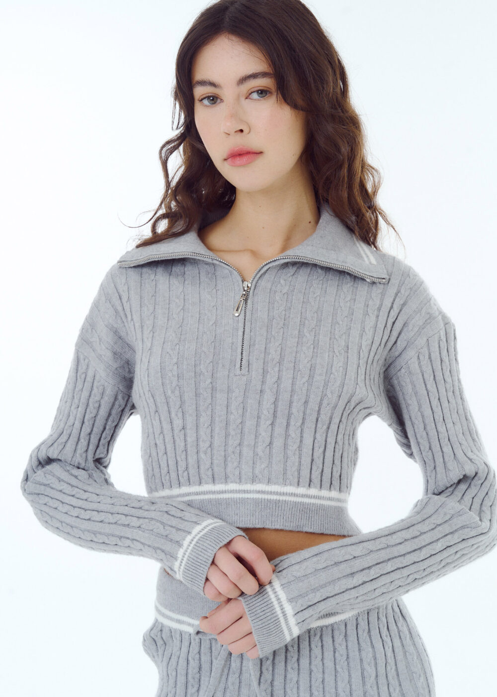 Sweater de tejido rayado AW25-KNIT02